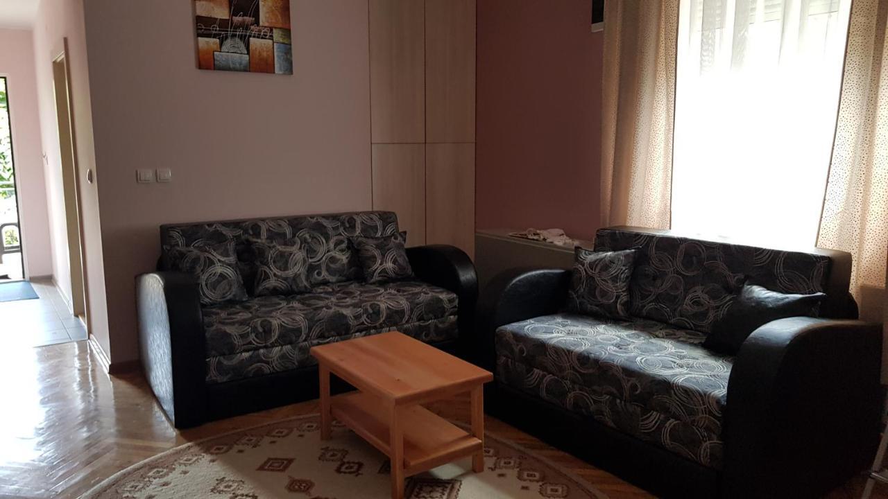 Apartmani V&F Vrnjačka Banja Extérieur photo