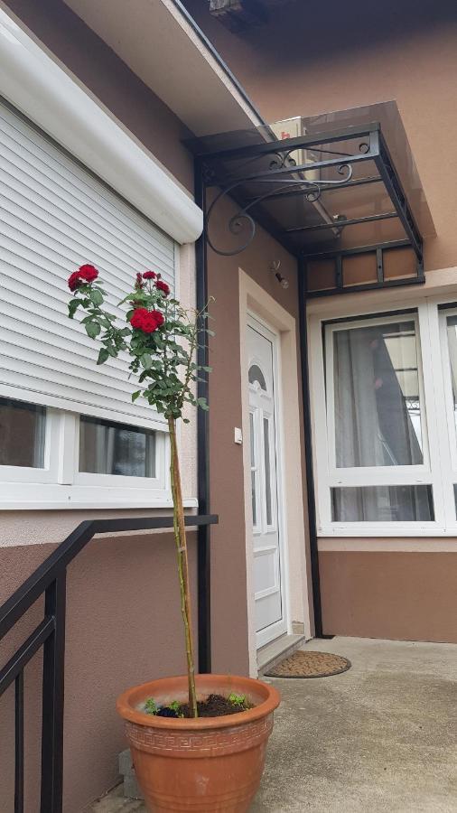 Apartmani V&F Vrnjačka Banja Extérieur photo