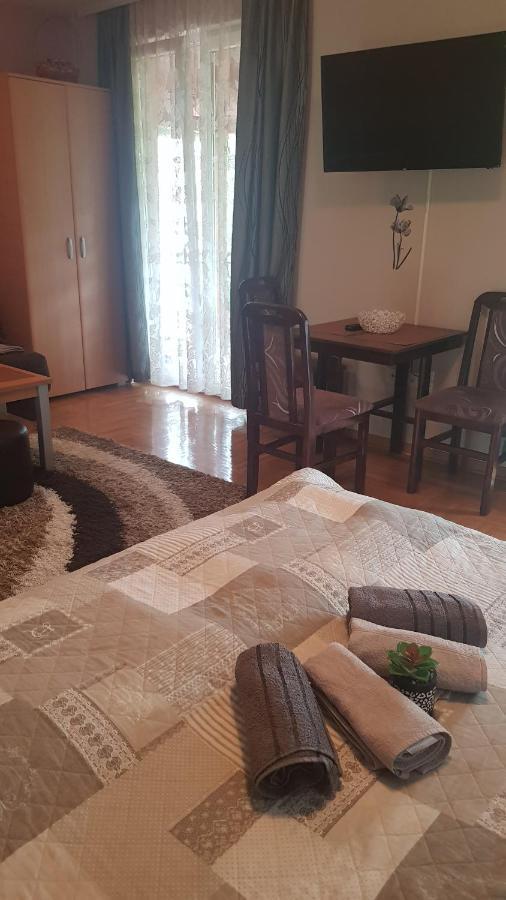 Apartmani V&F Vrnjačka Banja Extérieur photo
